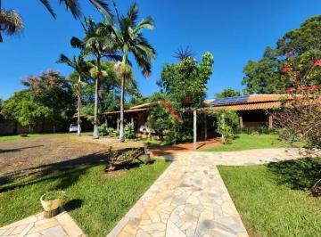 Rural · 442m² · 4 Quartos · Chacara Flora