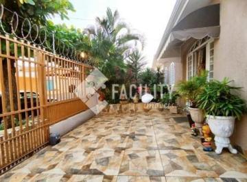 0 · casa à venda em Jardim do Lago