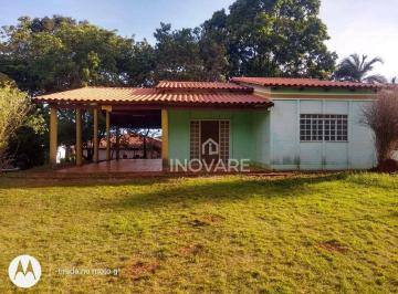 ba9212b40c1a310d8660b262228f116ceef7432b · Rancho com 3 dormitórios à venda por R$ 370.000,00 - Setor Nossa Senhora da Saúde - Itumbiara/GO