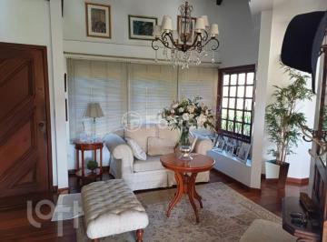 f2f0b97a · Casa, 3 dormitórios, 301 m², em Medianeira
