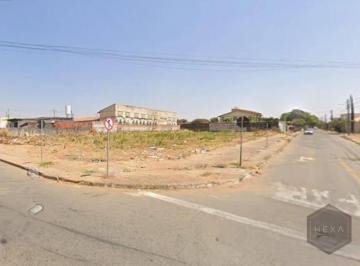 77c816a2fdfd7140f2646fb462926128880a6db0 · Terreno à venda, 2200 m² Residencial Village Garavelo - Aparecida de Goiânia/GO