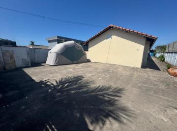 Casa de 2 quartos, Itanhaém · Casa com piscina em condomínio lado praia em Itanhaém