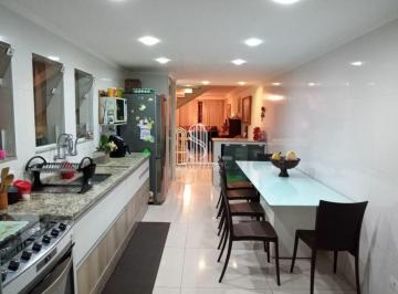 Casa · 150m² · 3 Quartos · 1 Vaga · CASA ASSOBRADADA, COM 150M², 3 DORMITÓRIOS, 3 BANHEIROS, 1 VAGA, NA REGIÃO DO IPIRANGA.