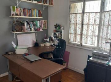 Casa · 120m² · 3 Quartos · 2 Vagas · Sobrado de 120m² com 3 dormitórios, 2 banheiros, 2 vagas de garagem em Santo Amaro - São Paulo.