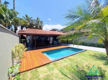 Casa de 5 quartos, Ubatuba · Residência térrea em loteamento fechado com segurança 24 horas