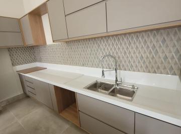 Casa · 3 Quartos · 4 Vagas · Casa à venda em Paulínia, Parque Bom Retiro, com 3 suítes