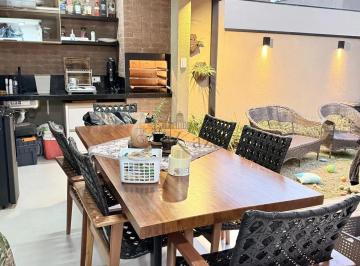 Casa de 3 quartos, Jacareí · Casa 3 dormitorios sendo 1 suite Condomínio Bosque dos Manacas - Jacareí