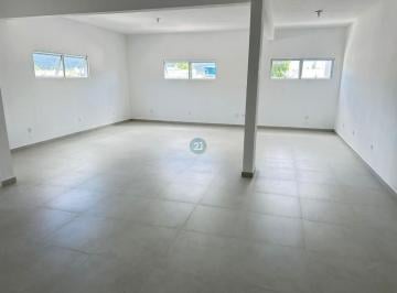 Foto 01 · Aluga-se Sala comercial c/ 60mts para locação em Biguaçu-SC, bairro Rio Caveiras: Espaço amplo e ver