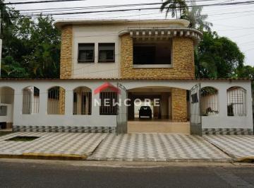 Casa · 385m² · 4 Quartos · 8 Vagas · Casa em  Avenida Engenheiro Durval Gago Lourenço - São Lourenço - Bertioga/SP