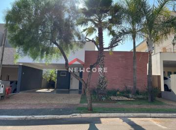 Casa · 185m² · 3 Quartos · 2 Vagas · Casa de condomínio em  Avenida Antenor de Almeida - Jardim Colonial - Bauru/SP