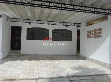 Casa · 220m² · 3 Quartos · 3 Vagas · Casa em Avenida Walter Disney - Conjunto São Benedito - Jacareí/SP