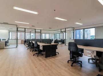 Comercial · 240m² · 7 Quartos · 8 Vagas · Sala comercial na Rua Doutor Geraldo Campos Moreira, N. 375 - Conjunto 82 • 240 m²
