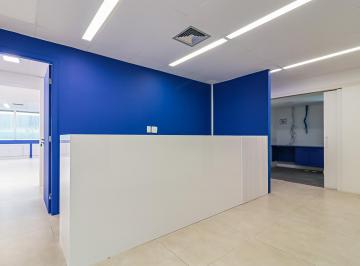 Comercial · 161m² · 7 Quartos · 2 Vagas · Sala comercial na Rua Haddock Lobo, N. 684 - Conjunto 31 • 161 m²