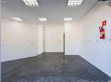 Comercial · 32m² · Sala comercial na Rua Francesco Turini, N. 14 - Sala 9 • 32 m²