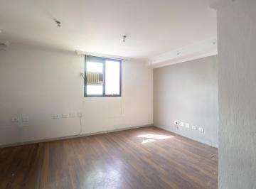 Comercial · 33m² · 2 Quartos · Sala comercial na Rua Alfredo Pujol, N. 545 - Sala 123 • 33 m²