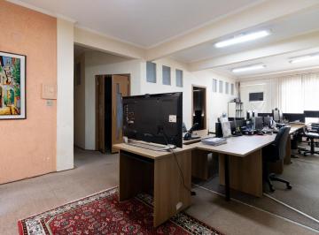 Comercial · 228m² · 8 Quartos · Sala comercial na Rua Quirino de Andrade, N. 193 - 10º andar • 228 m²