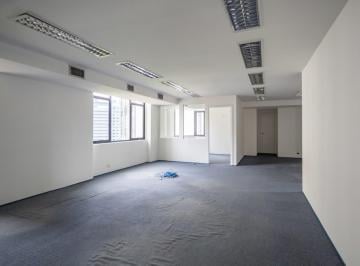 Comercial · 220m² · 4 Quartos · 4 Vagas · Sala comercial na Rua Geraldo Flausino Gomes, N. 42 - Sala 92 • 220 m²