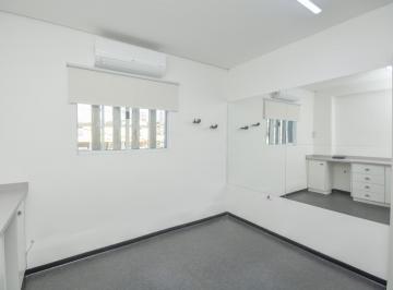 Comercial · 18m² · Sala comercial na Avenida Cruzeiro do Sul, N. 3350 - sala 1 • 18 m²