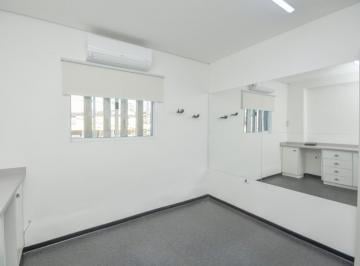 Comercial · 18m² · Sala comercial na Avenida Cruzeiro do Sul, N. 3350 - sala 1 • 18 m²