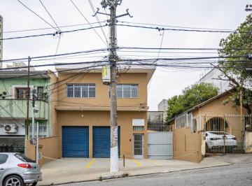 Comercial · 28m² · Sala comercial na Rua Ministro Heitor Bastos Tigre, N. 143 - Sala 01 • 28 m²