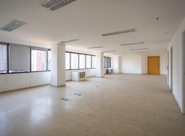 Comercial · 268m² · 5 Quartos · 5 Vagas · Sala comercial na Rua Quintana, N. 753 - Conjunto 121 • 268 m²