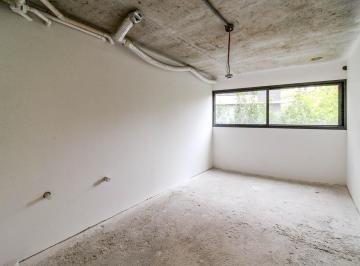 Comercial · 18m² · 1 Quarto · Sala comercial na Rua Francisco Leitão, N. 57 - 2010 • 18 m²