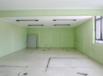 Comercial · 44m² · Sala comercial na Rua Dronsfield, N. 128 - 4°andar - Sala 44 • 44 m²
