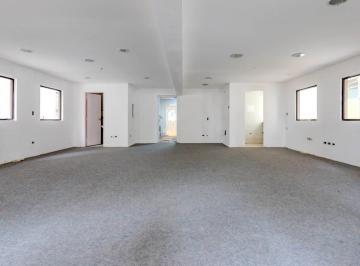 Comercial · 74m² · 2 Vagas · Sala comercial na Rua José Maria Lisboa, N. 860 - Conjunto 33 • 74 m²