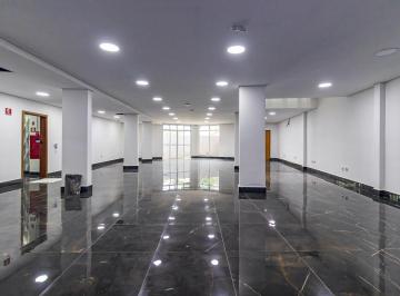 Comercial · 200m² · 6 Quartos · Sala comercial na Rua Imbarié, N. 82 • 200 m²
