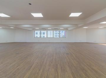 Comercial · 204m² · 8 Quartos · 4 Vagas · Sala comercial na Avenida Engenheiro Luiz Carlos Berrini, N. 801 - Conjunto 61 • 204 m²
