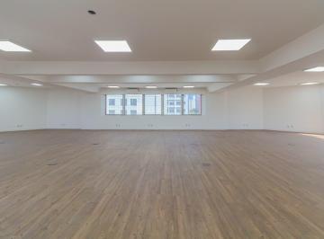 Comercial · 204m² · 8 Quartos · 4 Vagas · Sala comercial na Avenida Engenheiro Luiz Carlos Berrini, N. 801 - Conjunto 61 • 204 m²