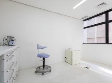 Comercial · 54m² · 4 Quartos · Sala comercial na Rua Jesuíno Arruda, N. 676 - 25 e 26 • 54 m²