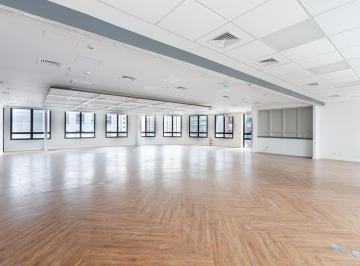 Comercial · 375m² · 6 Quartos · 8 Vagas · Sala comercial na Rua Helena, N. 235 - 51 • 375 m²