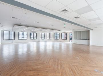 Comercial · 375m² · 6 Quartos · 8 Vagas · Sala comercial na Rua Helena, N. 235 - 51 • 375 m²