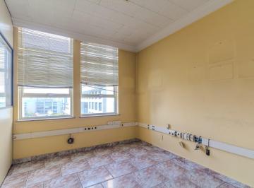 Comercial · 55m² · 4 Quartos · Sala comercial na Rua Cincinato Braga, N. 68 - Conjunto 72 • 55 m²