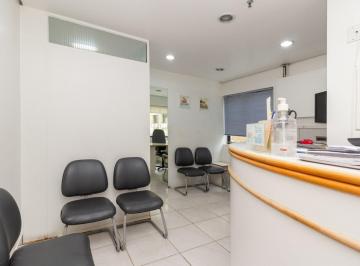 Comercial · 32m² · Sala comercial na Rua Doutor Zuquim, N. 449 - 11 • 32 m²