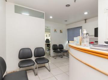 Comercial · 32m² · Sala comercial na Rua Doutor Zuquim, N. 449 - 11 • 32 m²
