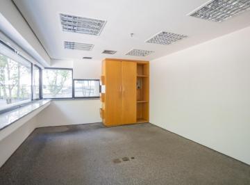 Comercial · 139m² · 9 Quartos · 6 Vagas · Sala comercial na Rua Arandu, N. 281 - Conjunto 11 - 12 • 139 m²