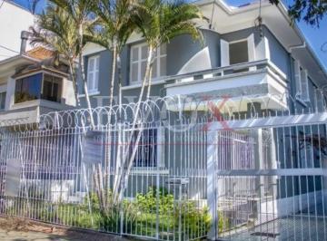 Foto 01 · Casa no coração de Porto Alegre no bairro Rio Branco com 7 quartos, 2 suítes e 482m²