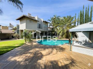 Casa · 515m² · 6 Quartos · 9 Vagas · Sobrado, com 6 suítes, 9 vagas de garagem - 1.000 m² de terreno com 515 m² de construção