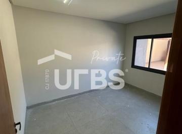 Casa · 250m² · 3 Quartos · 4 Vagas · Excelente Casa Térrea Setor Goiânia II