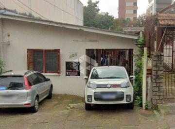 Casa · 120m² · 5 Quartos · Terreno com casa no Petropolis, componto comercial na frente.