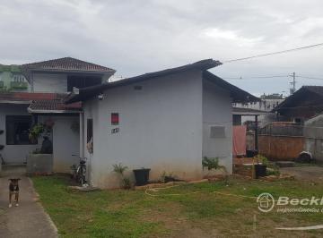 Casa a venda no Floresta · Casa à venda no Floresta Joinville, 112m², por R$400.000