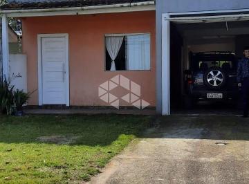 Casa · 120m² · 3 Quartos · 2 Vagas · Sobrado à Venda no Norte da Ilha: 3 Dormitórios e Potencial de Ampliação