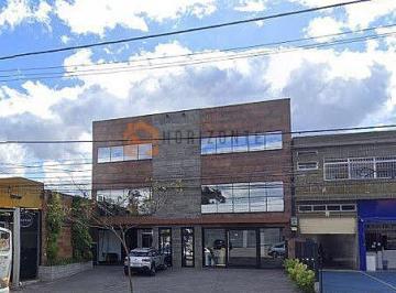 Comercial · 85m² · Salão comercial em pavimento superior para locação