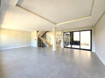 Foto 1 · Casa de 214m² com 3 suítes no João Paulo