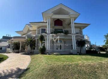 img-20251015-wa0001-17606259006982.jpg · Casa à venda em Jurerê Internacional, Florianópolis-SC – 6 suítes