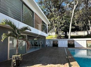 internet_20250320_175235_1-1742505109186.jpeg · Casa 5 Dormitórios (4 Suítes), Piscina Borda Infinita - Balneário Camboriú-SC