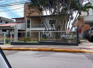 internet_20250322_194400_1-17426839923136.webp · Casa 4 Dormitórios (2 Suítes), Piscina - Bosque das Mansões, São José/SC