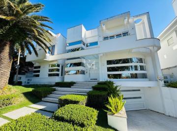 img-20251016-wa0010-17606377786105.jpg · Casa mobiliada com 5 suítes e 1.100 m² à venda em Jurerê Internacional, Florianópolis